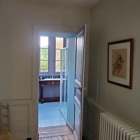 Bed & Breakfast Chateau De La Coliniere - Vue Sur Loire